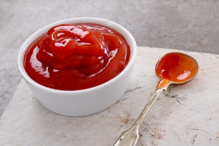 ketchup as tomato paste substitute