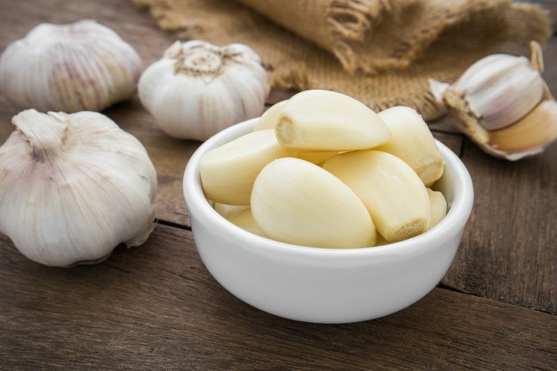 How to Tell if Garlic Is Bad