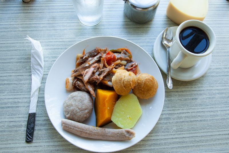 What Do Jamaicans Eat for Breakfast