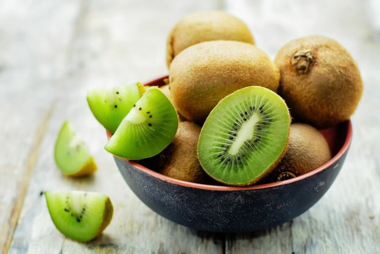 Can You Eat Kiwi Seeds